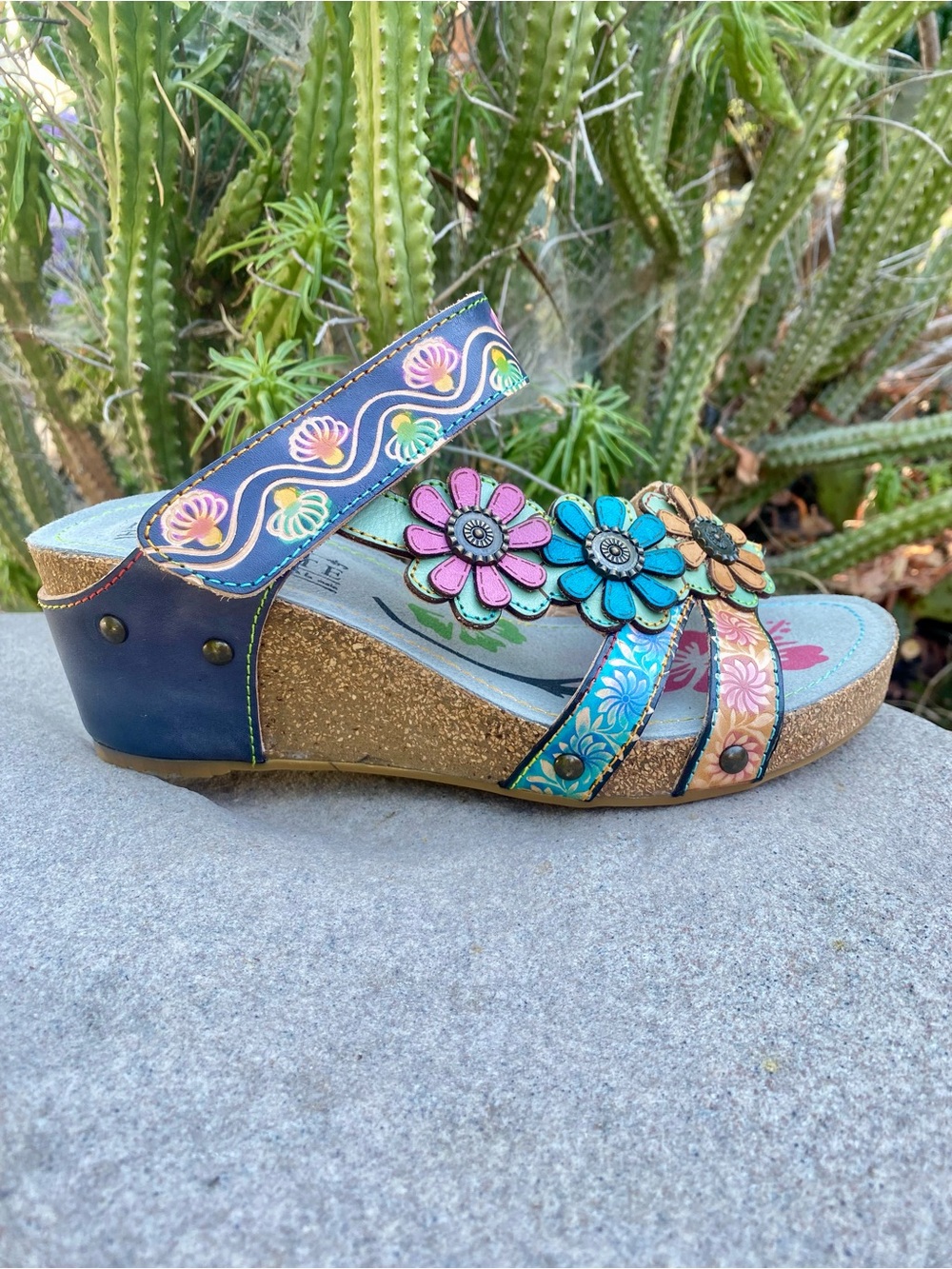L'artiste Spring Step Floral Embellished Sandals - Picture 5 of 16